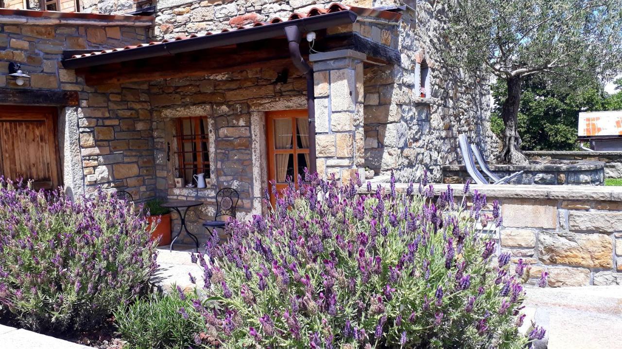 Wine House Rakar Gracisce Exterior foto