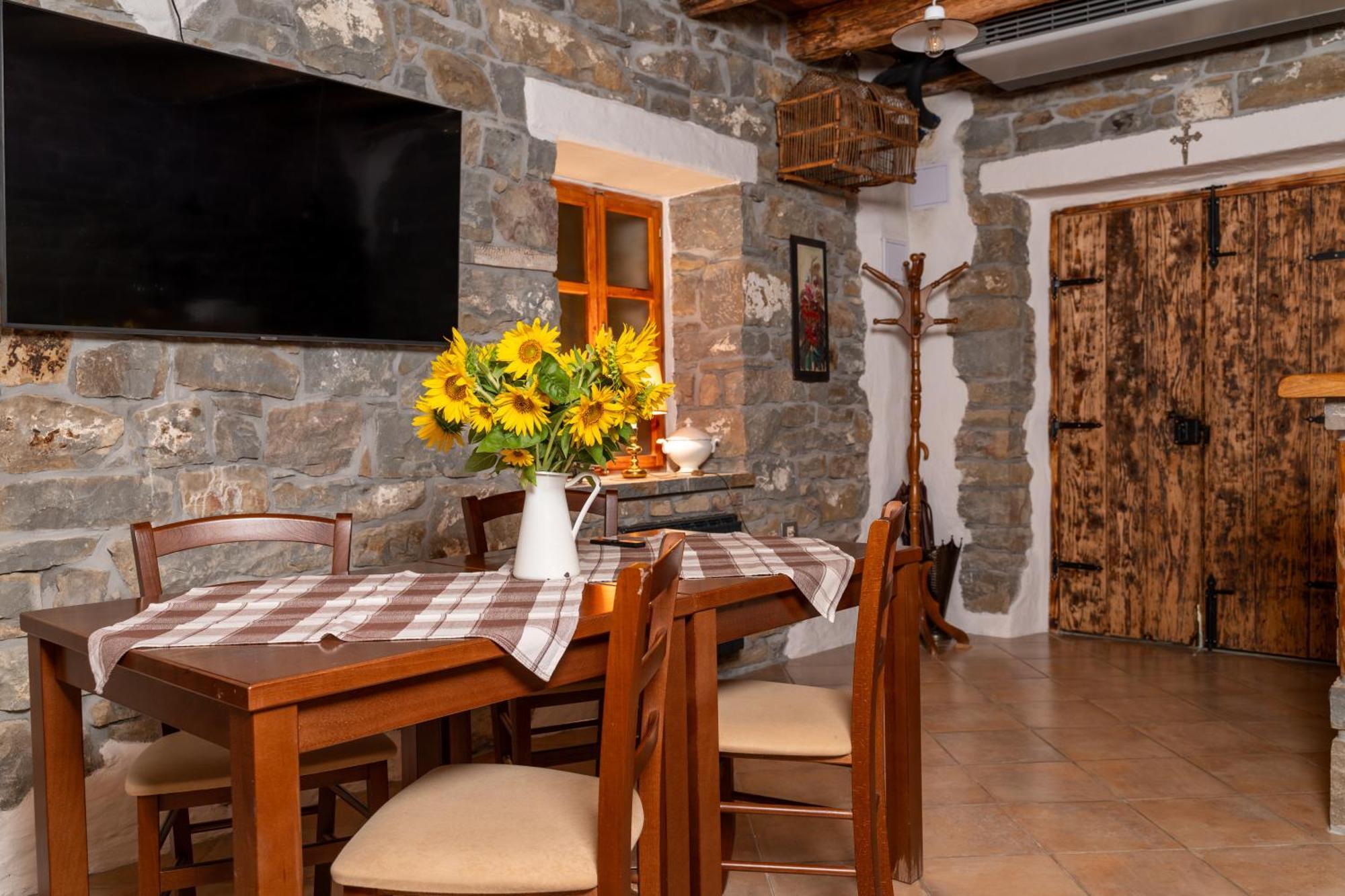 Wine House Rakar Gracisce Exterior foto